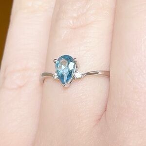 dainty deep blue aquamarine teardrop diamond 18k solid white gold solita…